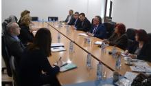 Двете делегации за време на разговорите 